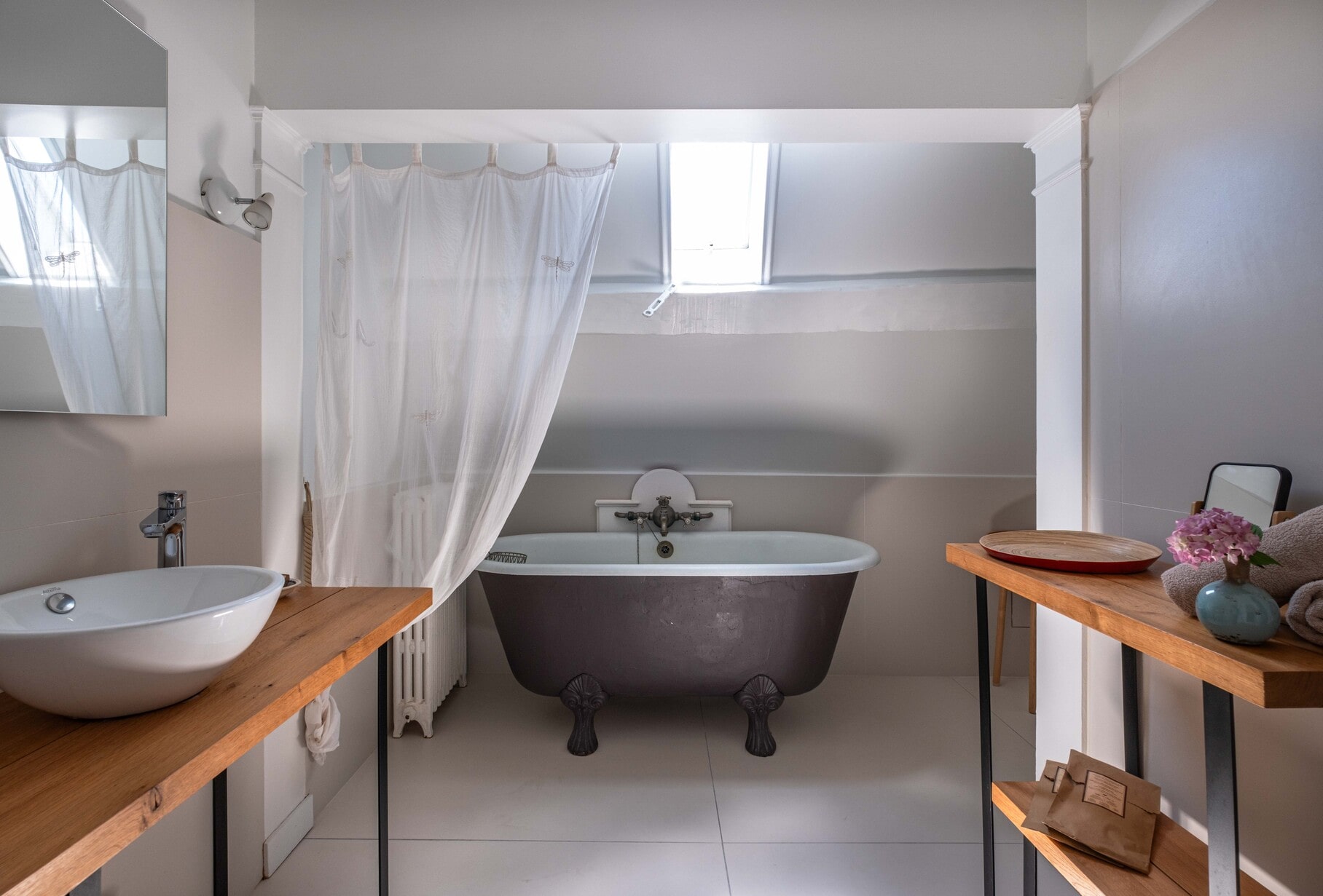 chambre-de-la-tour-4-min