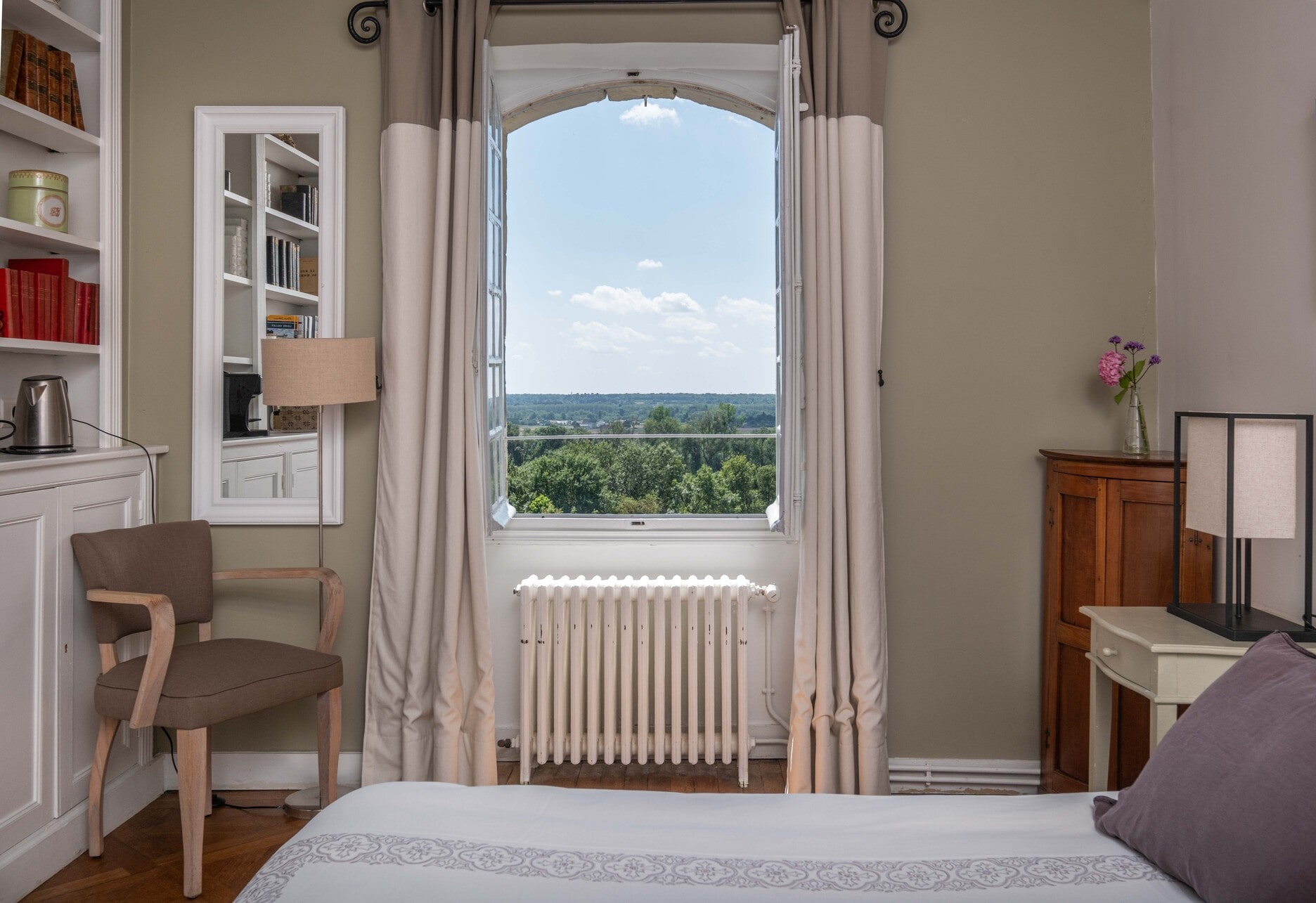 chambre-de-la-tour-min